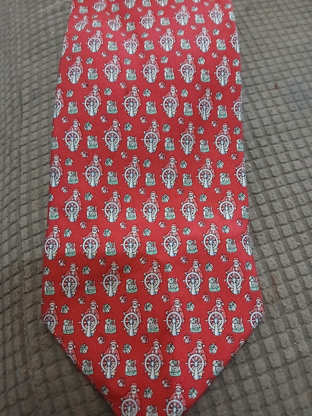 Vineyard Vines Red Men's Silk Tie With Sailing Santa And Ships Wheel